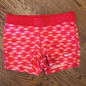 Nike Shorts in Size S
